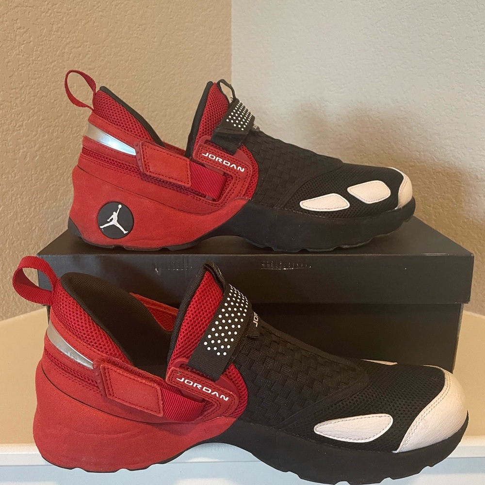 JORDAN - TRUNNER LX OG